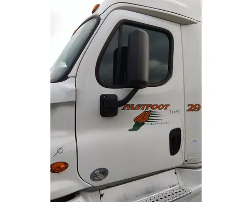 FREIGHTLINER CASCADIA 125 DOOR ASSEMBLY, FRONT