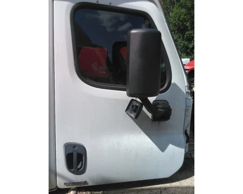 FREIGHTLINER CASCADIA 125 DOOR ASSEMBLY, FRONT
