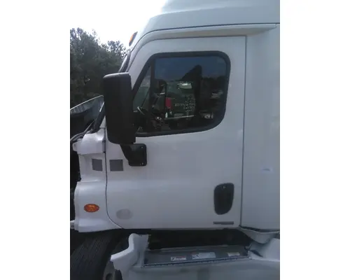 FREIGHTLINER CASCADIA 125 DOOR ASSEMBLY, FRONT