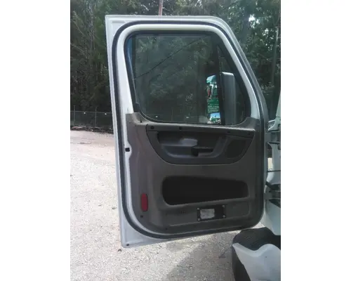 FREIGHTLINER CASCADIA 125 DOOR ASSEMBLY, FRONT