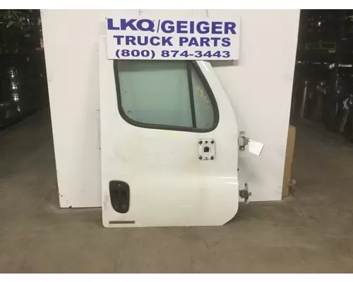 FREIGHTLINER CASCADIA 125 DOOR ASSEMBLY, FRONT