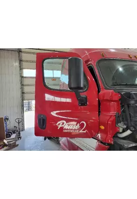 FREIGHTLINER CASCADIA 125 DOOR ASSEMBLY, FRONT