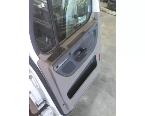 FREIGHTLINER CASCADIA 125 DOOR ASSEMBLY, FRONT