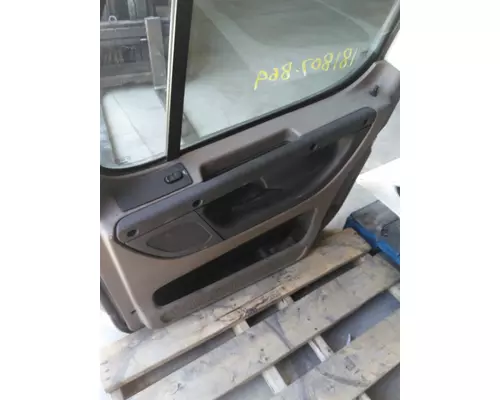 FREIGHTLINER CASCADIA 125 DOOR ASSEMBLY, FRONT