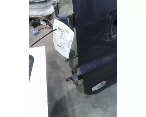 FREIGHTLINER CASCADIA 125 DOOR ASSEMBLY, FRONT