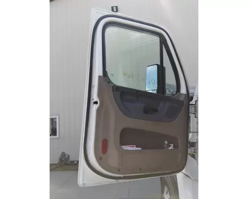 FREIGHTLINER CASCADIA 125 DOOR ASSEMBLY, FRONT