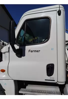 FREIGHTLINER CASCADIA 125 DOOR ASSEMBLY, FRONT
