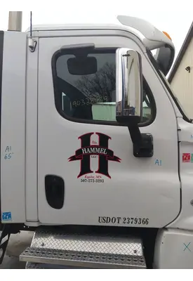 FREIGHTLINER CASCADIA 125 DOOR ASSEMBLY, FRONT