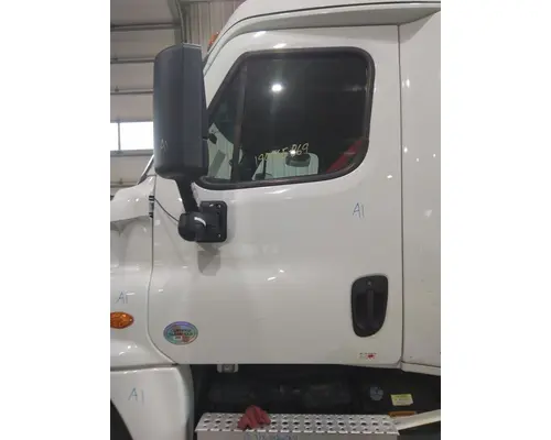 FREIGHTLINER CASCADIA 125 DOOR ASSEMBLY, FRONT
