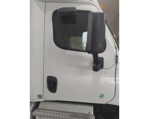 FREIGHTLINER CASCADIA 125 DOOR ASSEMBLY, FRONT