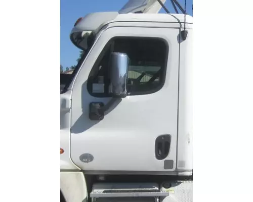 FREIGHTLINER CASCADIA 125 DOOR ASSEMBLY, FRONT