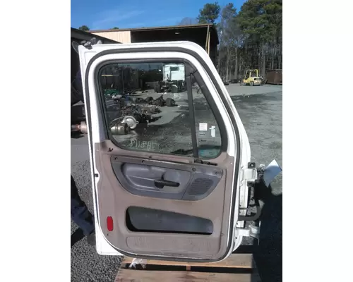 FREIGHTLINER CASCADIA 125 DOOR ASSEMBLY, FRONT