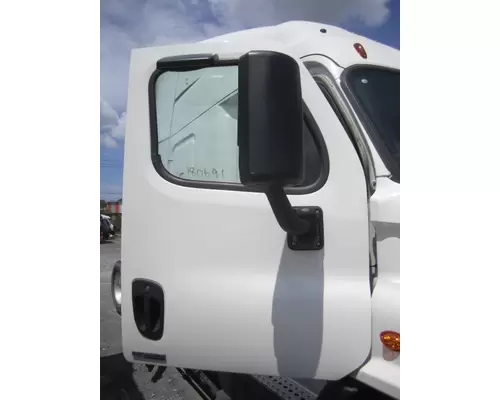 FREIGHTLINER CASCADIA 125 DOOR ASSEMBLY, FRONT