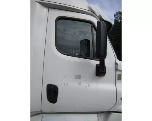 FREIGHTLINER CASCADIA 125 DOOR ASSEMBLY, FRONT