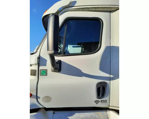 FREIGHTLINER CASCADIA 125 DOOR ASSEMBLY, FRONT