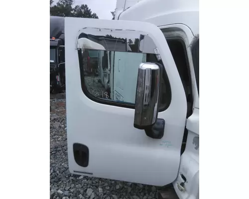 FREIGHTLINER CASCADIA 125 DOOR ASSEMBLY, FRONT