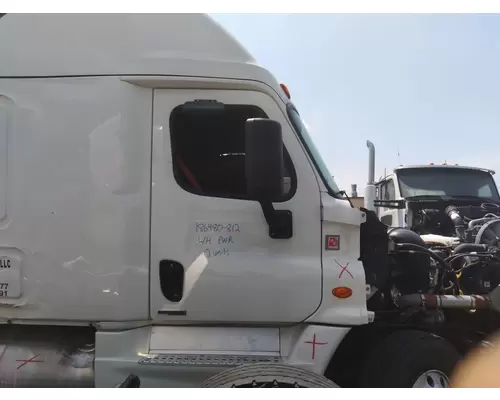 FREIGHTLINER CASCADIA 125 DOOR ASSEMBLY, FRONT