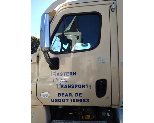 FREIGHTLINER CASCADIA 125 DOOR ASSEMBLY, FRONT
