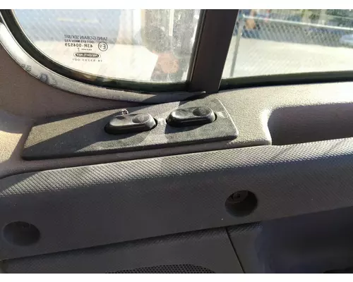 FREIGHTLINER CASCADIA 125 DOOR ASSEMBLY, FRONT