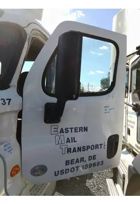 FREIGHTLINER CASCADIA 125 DOOR ASSEMBLY, FRONT