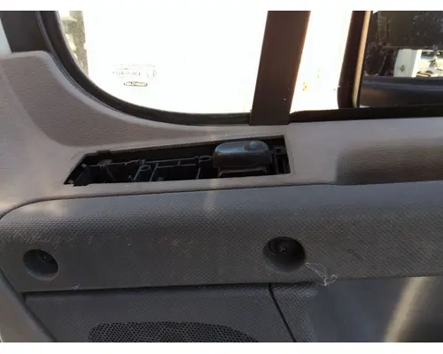 FREIGHTLINER CASCADIA 125 DOOR ASSEMBLY, FRONT