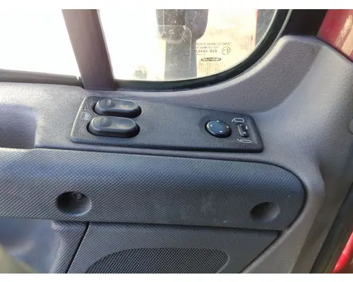 FREIGHTLINER CASCADIA 125 DOOR ASSEMBLY, FRONT