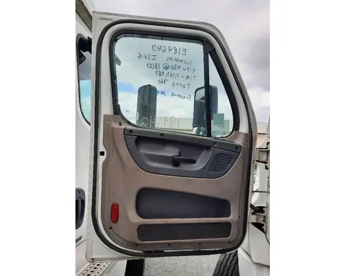 FREIGHTLINER CASCADIA 125 DOOR ASSEMBLY, FRONT