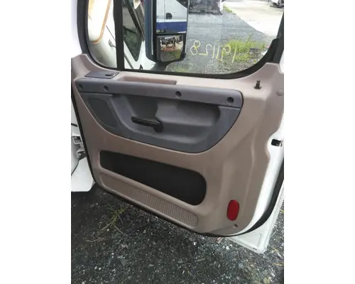 FREIGHTLINER CASCADIA 125 DOOR ASSEMBLY, FRONT