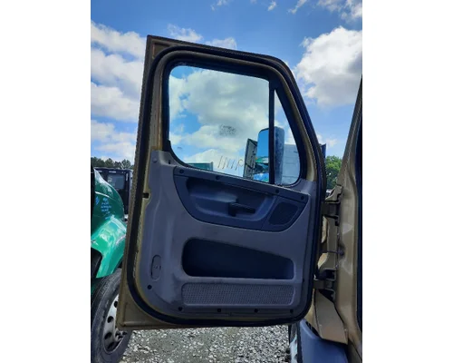FREIGHTLINER CASCADIA 125 DOOR ASSEMBLY, FRONT