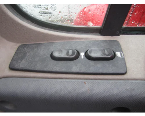 FREIGHTLINER CASCADIA 125 DOOR ASSEMBLY, FRONT