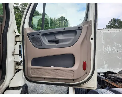 FREIGHTLINER CASCADIA 125 DOOR ASSEMBLY, FRONT