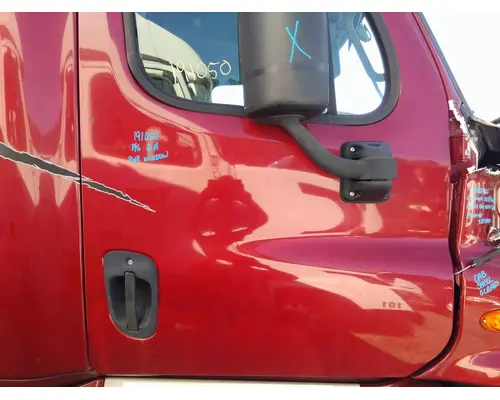 FREIGHTLINER CASCADIA 125 DOOR ASSEMBLY, FRONT