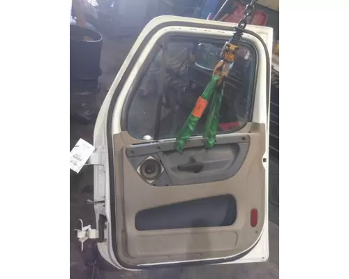 FREIGHTLINER CASCADIA 125 DOOR ASSEMBLY, FRONT