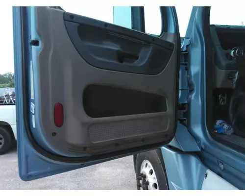 FREIGHTLINER CASCADIA 125 DOOR ASSEMBLY, FRONT