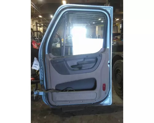 FREIGHTLINER CASCADIA 125 DOOR ASSEMBLY, FRONT