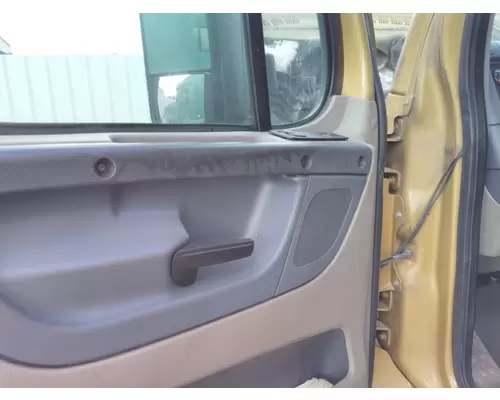 FREIGHTLINER CASCADIA 125 DOOR ASSEMBLY, FRONT