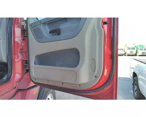 FREIGHTLINER CASCADIA 125 DOOR ASSEMBLY, FRONT