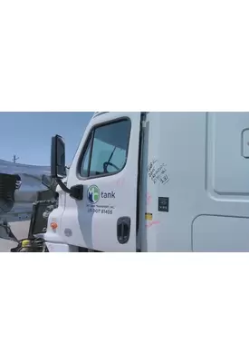 FREIGHTLINER CASCADIA 125 DOOR ASSEMBLY, FRONT