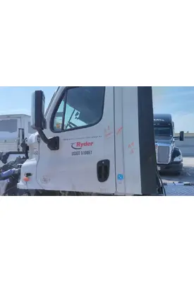 FREIGHTLINER CASCADIA 125 DOOR ASSEMBLY, FRONT