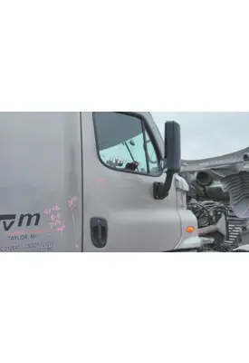 FREIGHTLINER CASCADIA 125 DOOR ASSEMBLY, FRONT