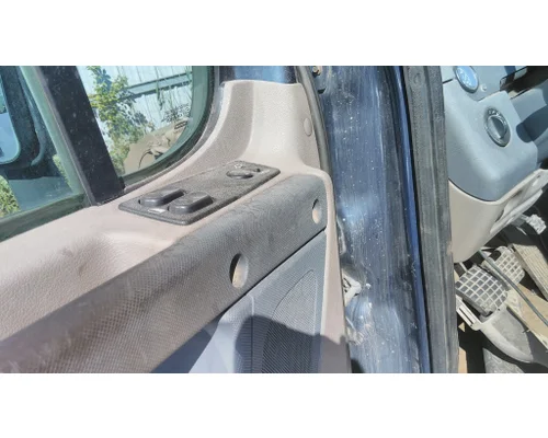FREIGHTLINER CASCADIA 125 DOOR ASSEMBLY, FRONT