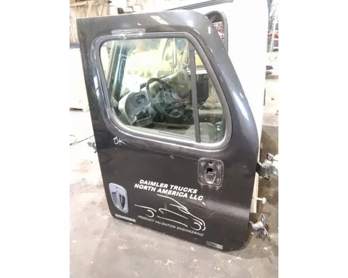FREIGHTLINER CASCADIA 125 DOOR ASSEMBLY, FRONT