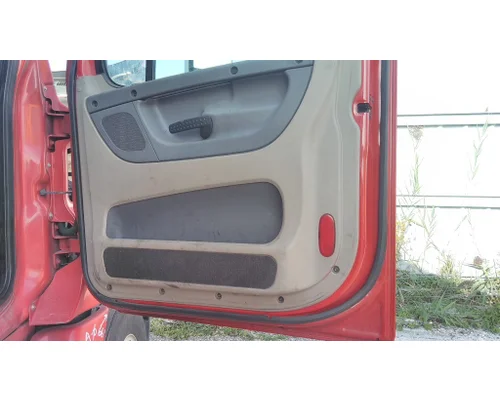 FREIGHTLINER CASCADIA 125 DOOR ASSEMBLY, FRONT