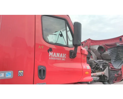 FREIGHTLINER CASCADIA 125 DOOR ASSEMBLY, FRONT