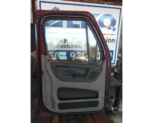 FREIGHTLINER CASCADIA 125 DOOR ASSEMBLY, FRONT