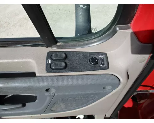 FREIGHTLINER CASCADIA 125 DOOR ELECTRICAL SWITCH