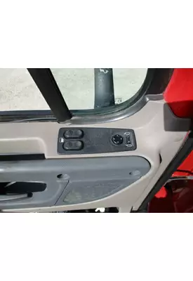 FREIGHTLINER CASCADIA 125 DOOR ELECTRICAL SWITCH