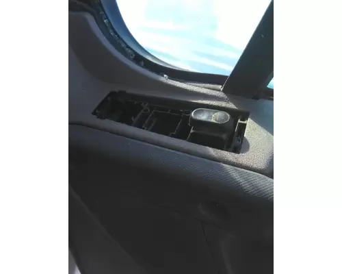 FREIGHTLINER CASCADIA 125 DOOR ELECTRICAL SWITCH