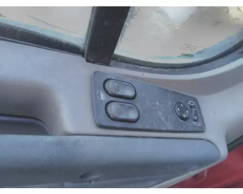 FREIGHTLINER CASCADIA 125 DOOR ELECTRICAL SWITCH