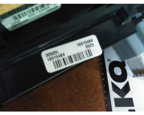 FREIGHTLINER CASCADIA 125 DOOR ELECTRICAL SWITCH